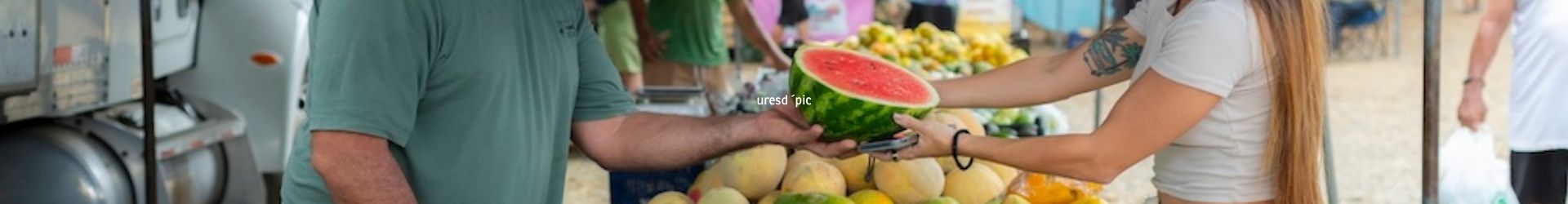 La guía definitiva del mercado de agricultores de Jaco: artesanía local, gastronomía y cultura